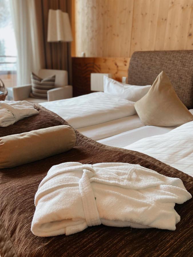 Spa Hotel Zedern Klang Hopfgarten in Defereggen Екстериор снимка