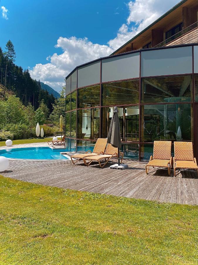 Spa Hotel Zedern Klang Hopfgarten in Defereggen Екстериор снимка