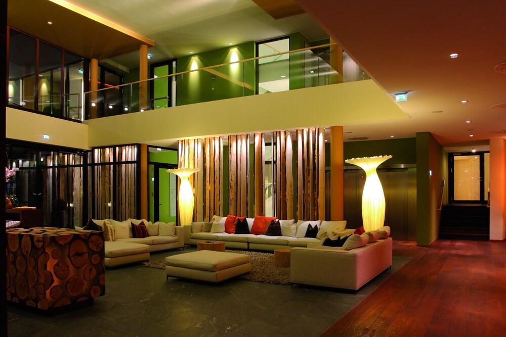 Spa Hotel Zedern Klang Hopfgarten in Defereggen Екстериор снимка