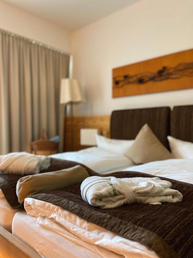 Spa Hotel Zedern Klang Hopfgarten in Defereggen Екстериор снимка