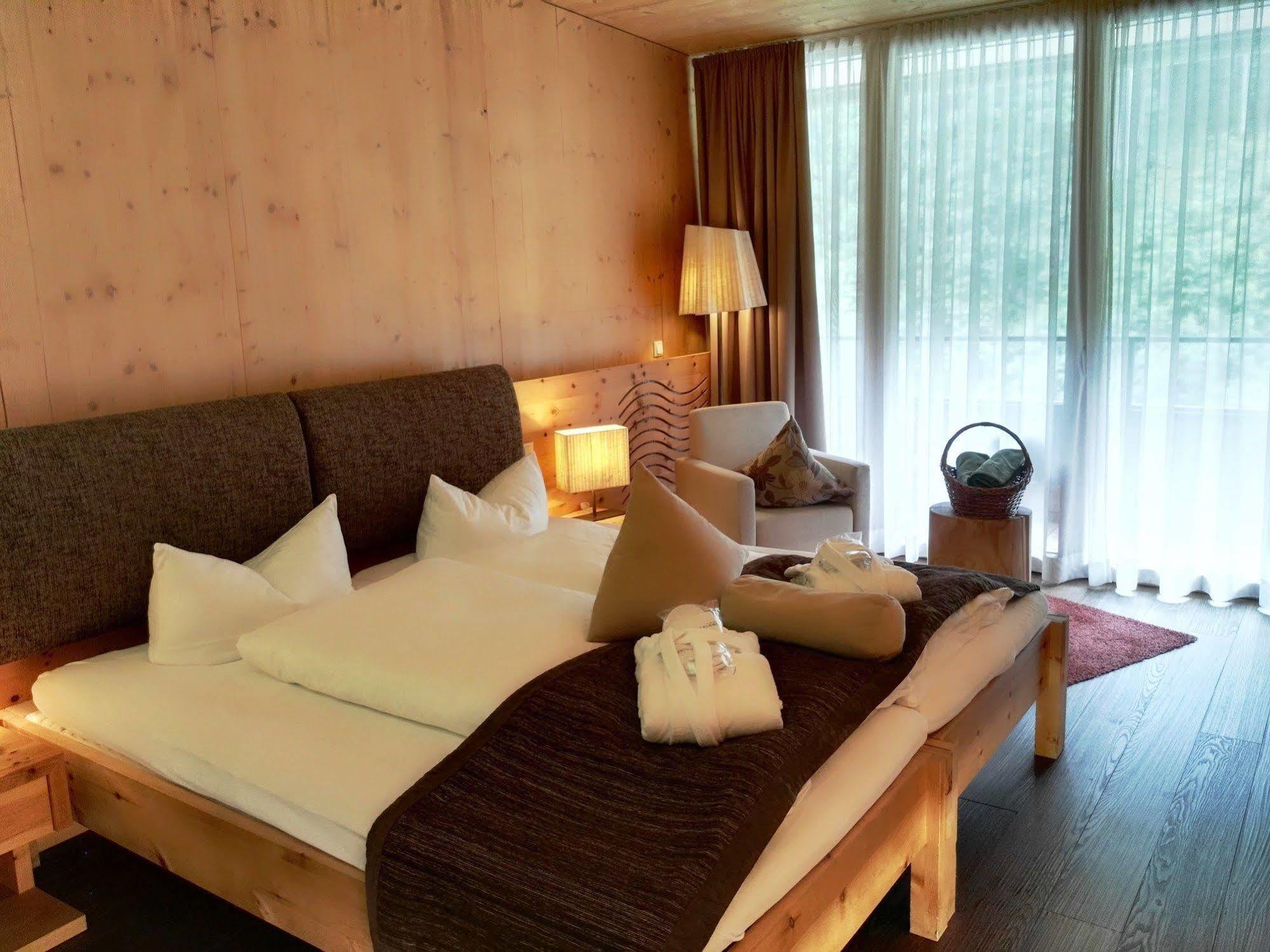 Spa Hotel Zedern Klang Hopfgarten in Defereggen Екстериор снимка